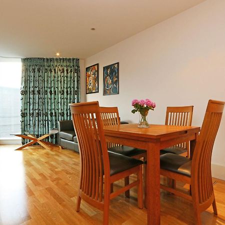 Riverside 1 Bed Apartment ลอนดอน ภายนอก รูปภาพ