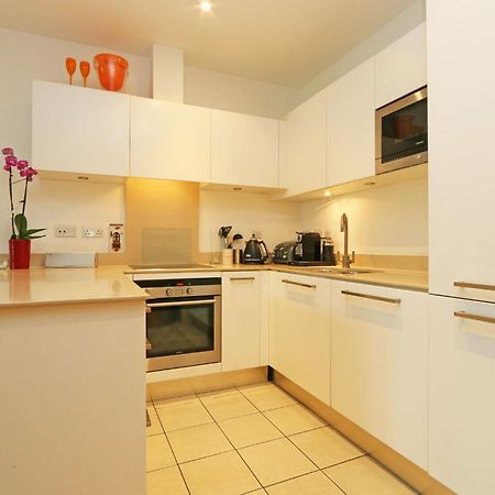 Riverside 1 Bed Apartment ลอนดอน ภายนอก รูปภาพ