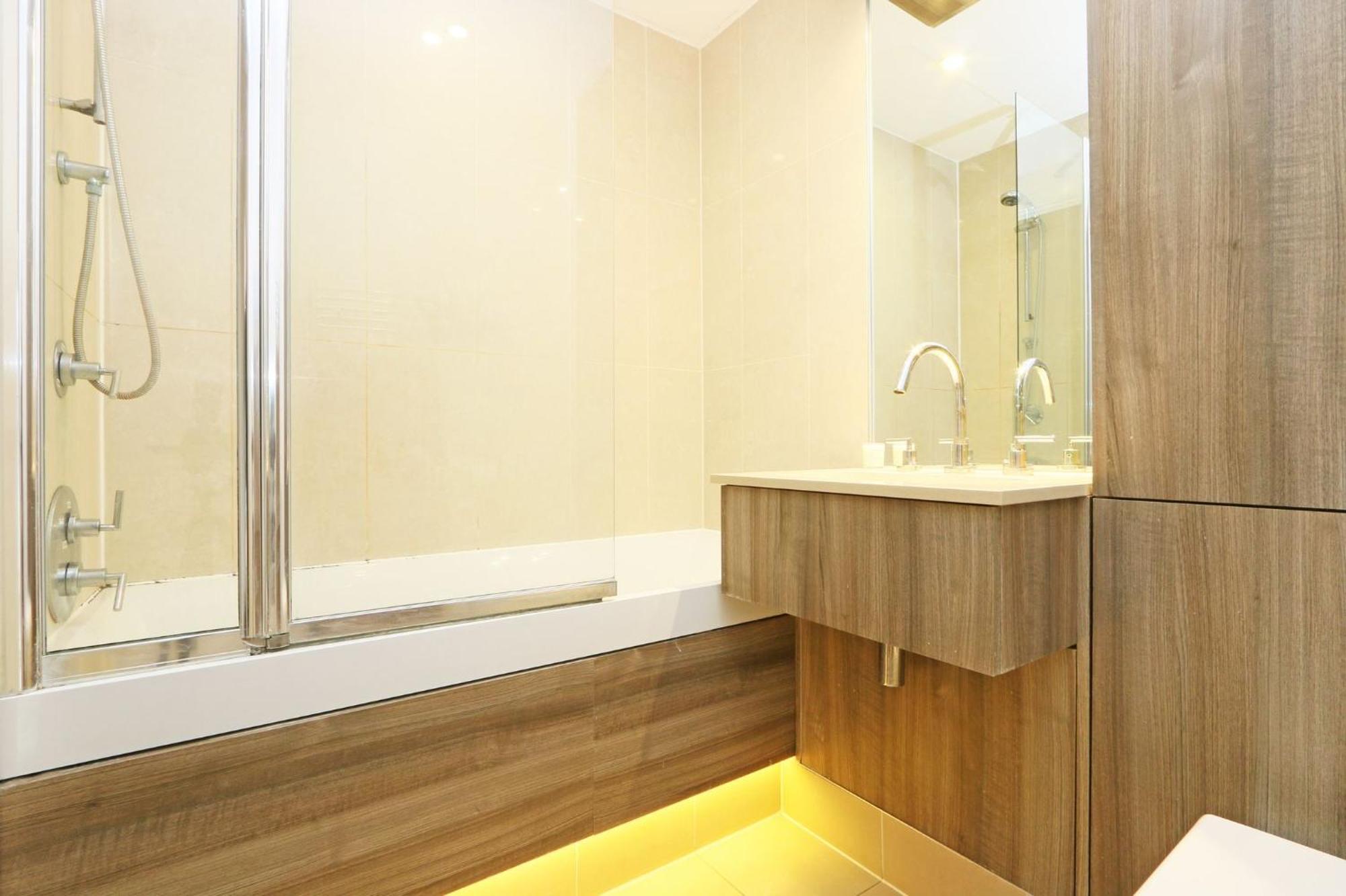 Riverside 1 Bed Apartment ลอนดอน ภายนอก รูปภาพ