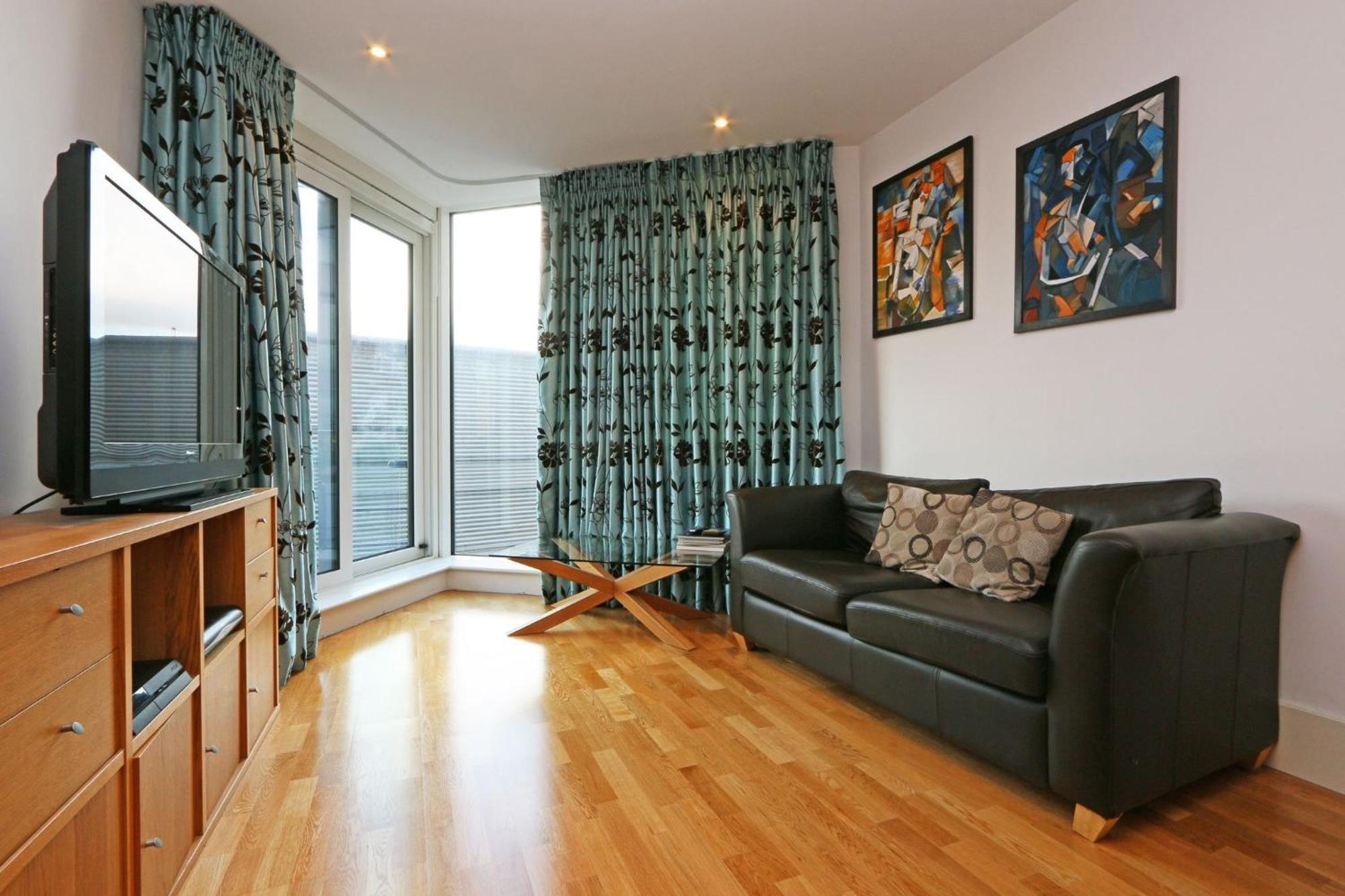 Riverside 1 Bed Apartment ลอนดอน ภายนอก รูปภาพ
